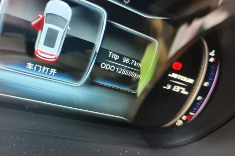Used JETOUR X90 2019 1.5T Automatic Smart Enjoyment 6-Seater Emission Standard China V Odometer Close Up