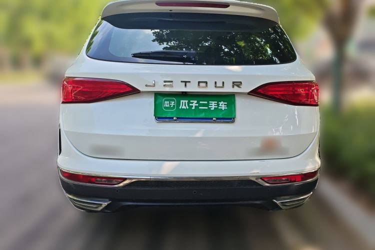 Used JETOUR X90 2019 1.5T Manual Smart Enjoyment Version 6 Seats China VI Standard Rear