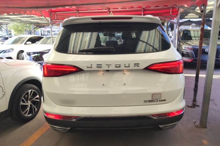 Used JETOUR X90 2019 1.5T Manual Enjoyment Model 7 Seats China VI Standard Rear