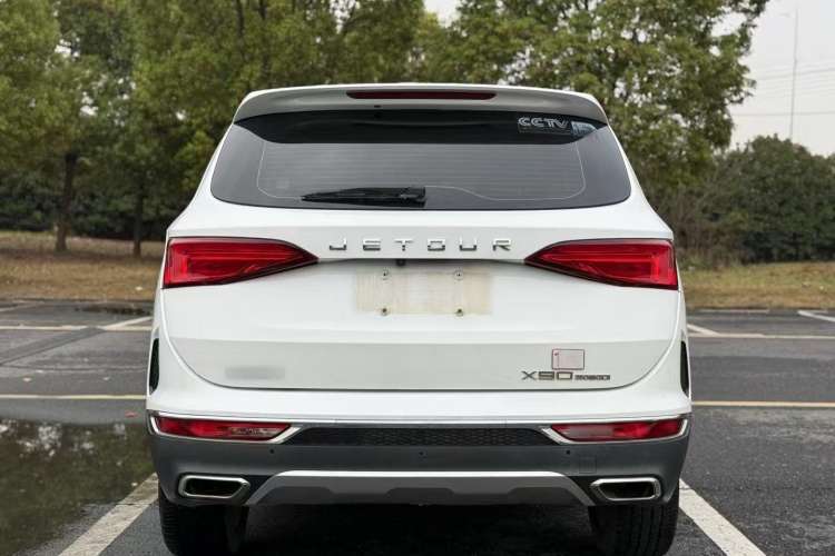 Used JETOUR X90 2019 1.6T DCT Luxury Touring Edition 5 Seats China VI Standard Rear