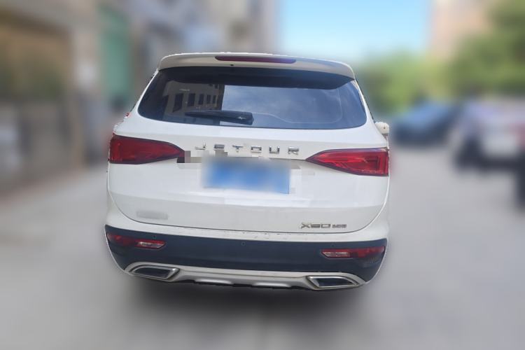 Used JETOUR X90 2019 1.5T Manual Enjoyment Model 6 Seats China VI Standard Rear