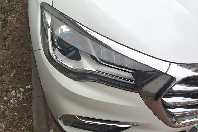 Used JETOUR X90 2019 1.5T Manual Smart Enjoyment Model 6 Seats China V Emission Standard Right Front Headlight