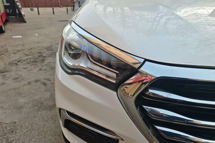 Used JETOUR X90 2019 1.6T DCT Luxury Travel Edition 6 Seats China VI Standard Right Front Headlight