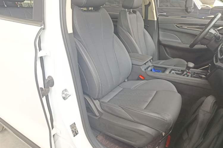 Used JETOUR X90 2019 1.5T DCT Smart Enjoyment Version 5 Seats China VI Standard Right Front Seat