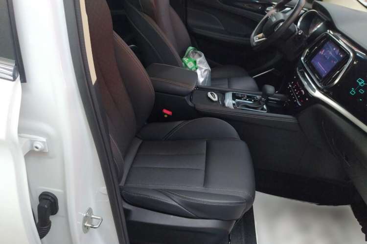 Used JETOUR X90 2019 1.6T DCT Luxury Touring Edition 5 Seats China VI Standard Right Front Seat