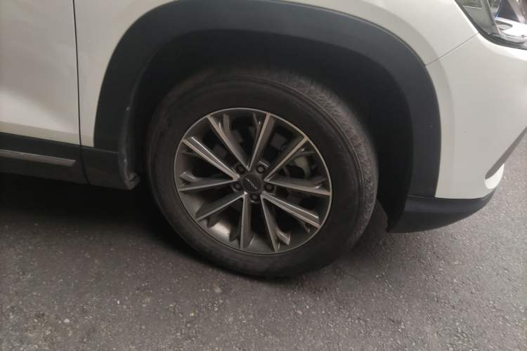 Used JETOUR X90 2019 1.6T DCT Yue Lü Edition 6 Seats China VI Standard Right Front Wheel Hub