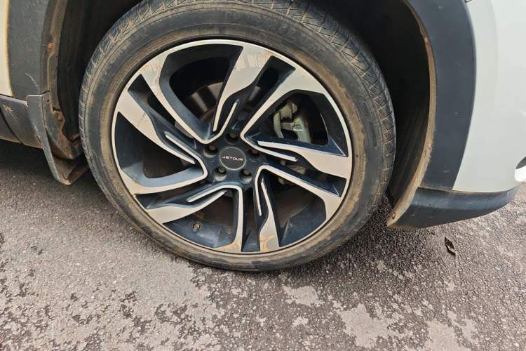 Used JETOUR X90 2019 1.5T Automatic Smart Enjoyment 7-Seater China V Emission Standard Right Front Wheel Hub