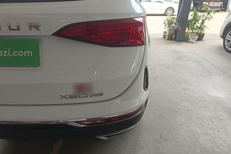 Used JETOUR X90 2019 1.5T DCT Smart Enjoyment Version 5 Seats China VI Standard Right Rear Taillight