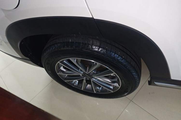 Used JETOUR X90 2019 1.5T Manual Enjoyment Version 5 Seats China V Emission Standard Right Rear Wheel Hub
