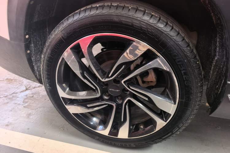 Used JETOUR X90 2019 1.5T DCT Smart Enjoyment Version 5 Seats China VI Standard Right Rear Wheel Hub