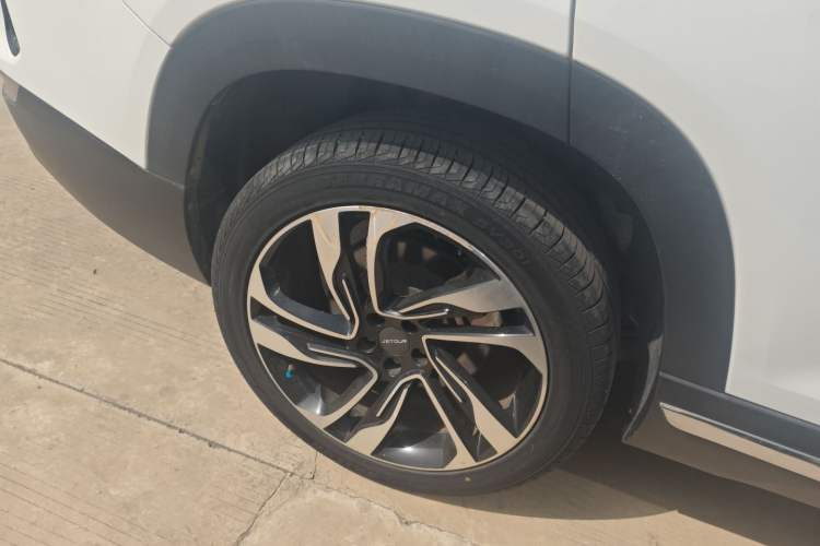 Used JETOUR X90 2019 1.6T DCT Luxury Touring Edition 5 Seats China VI Standard Right Rear Wheel Hub
