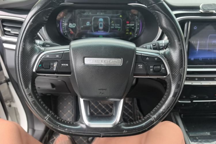 Used JETOUR X90 2019 1.6T DCT Smart Travel Version 7 Seats China VI Standard Steering Wheel