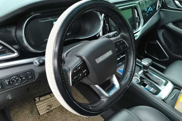 Used JETOUR X90 2019 1.5T Automatic Luxury 7-Seater China V Standard Steering Wheel