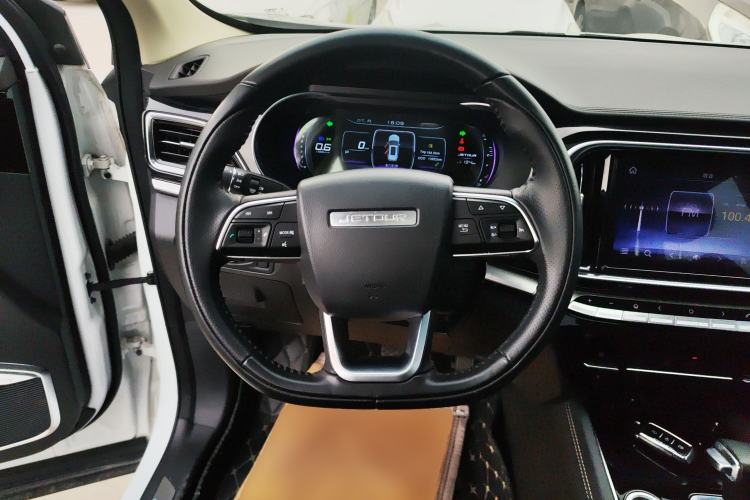 Used JETOUR X90 2019 1.5T DCT Smart Enjoyment Version 5 Seats China VI Standard Steering Wheel