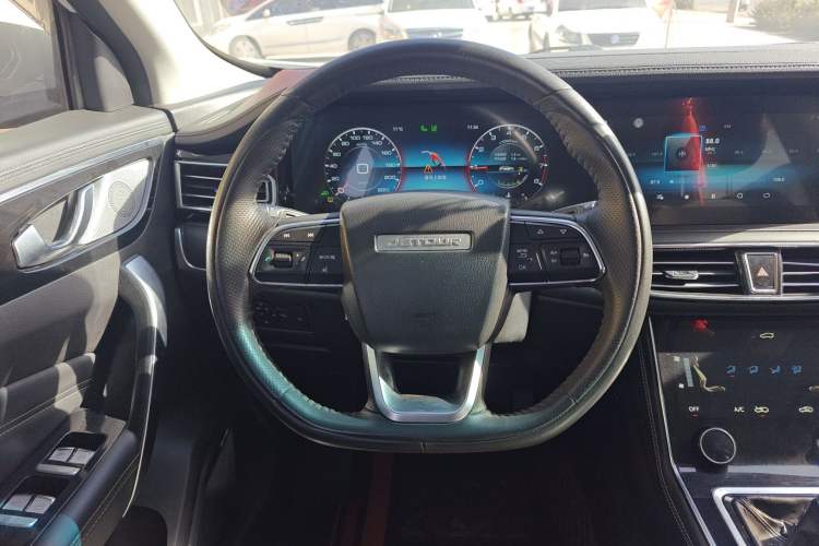 Used JETOUR X90 2019 1.5T Manual Smart Enjoyment Version 5 Seats China V Standard Steering Wheel