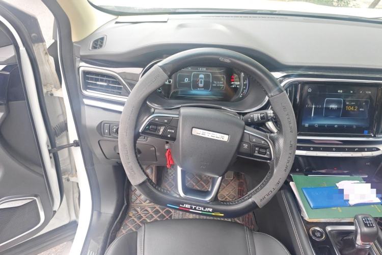 Used JETOUR X90 2019 1.5T Manual Smart Enjoyment 7-Seater China VI Standard Steering Wheel