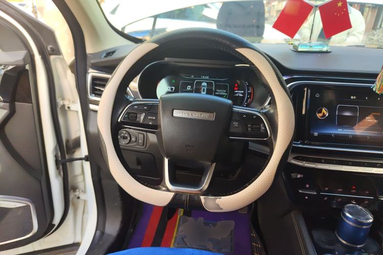 Used JETOUR X90 2019 1.5T Manual Smart Enjoyment Version 5 Seats China VI Standard Steering Wheel