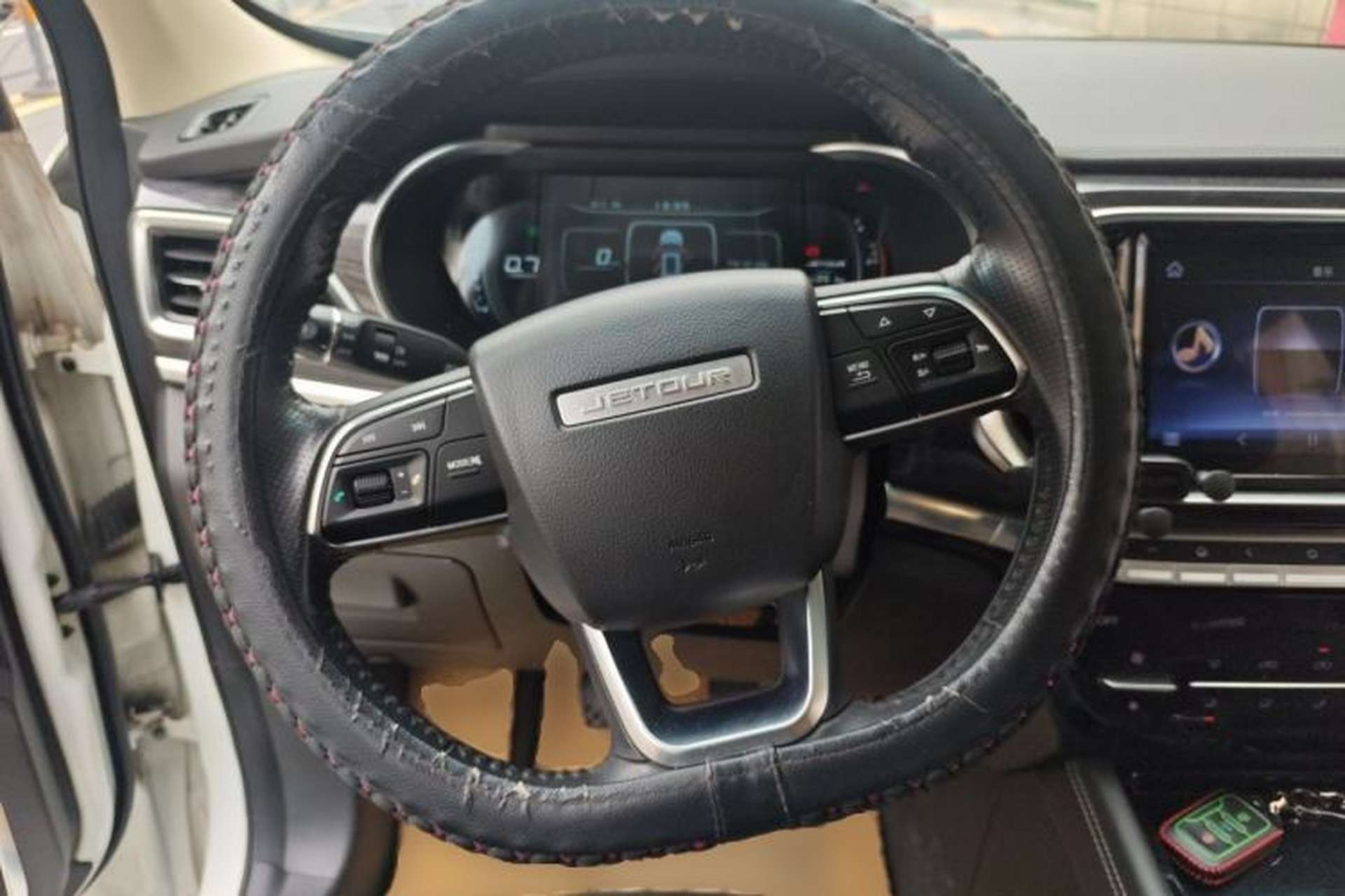 Used JETOUR X90 2019 1.5T Manual Enjoyment Model 7 Seats China VI Standard Steering Wheel