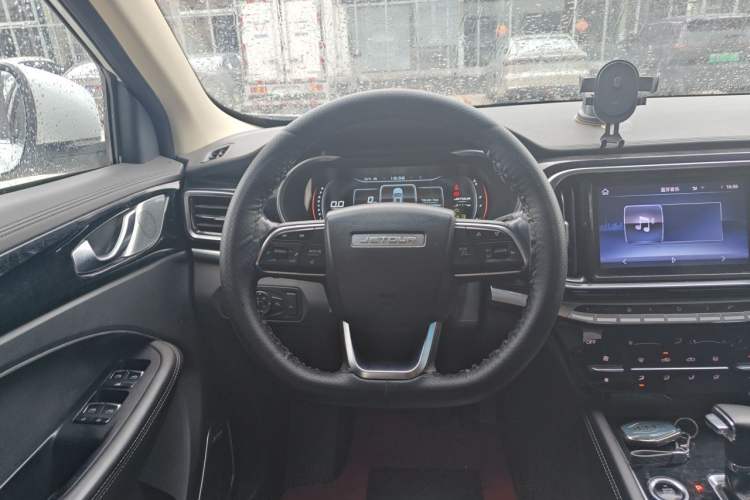 Used JETOUR X90 2019 1.6T DCT Luxury Touring Edition 5 Seats China VI Standard Steering Wheel