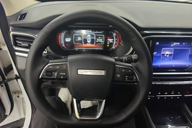 Used JETOUR X90 2019 1.5T Manual Smart Enjoyment Version 5 Seats China VI Standard Steering Wheel