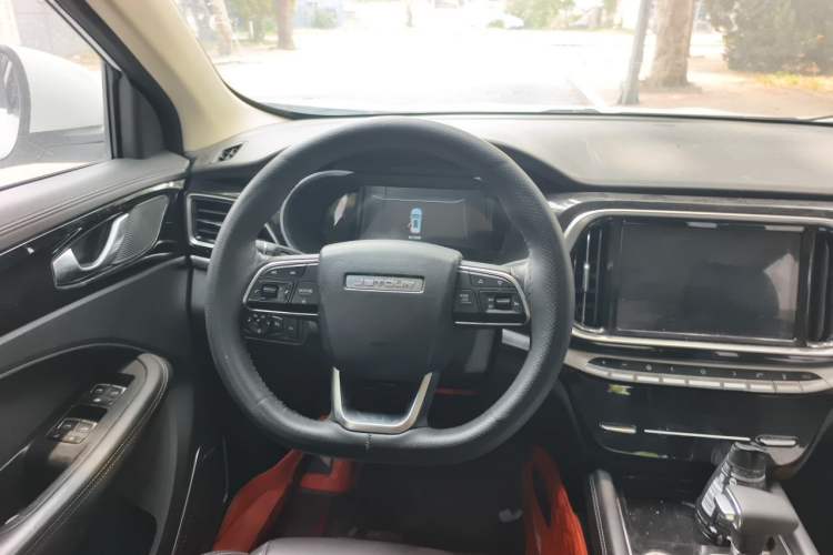 Used JETOUR X90 2019 1.5T Automatic Smart Enjoyment 6-Seater Emission Standard China V Steering Wheel
