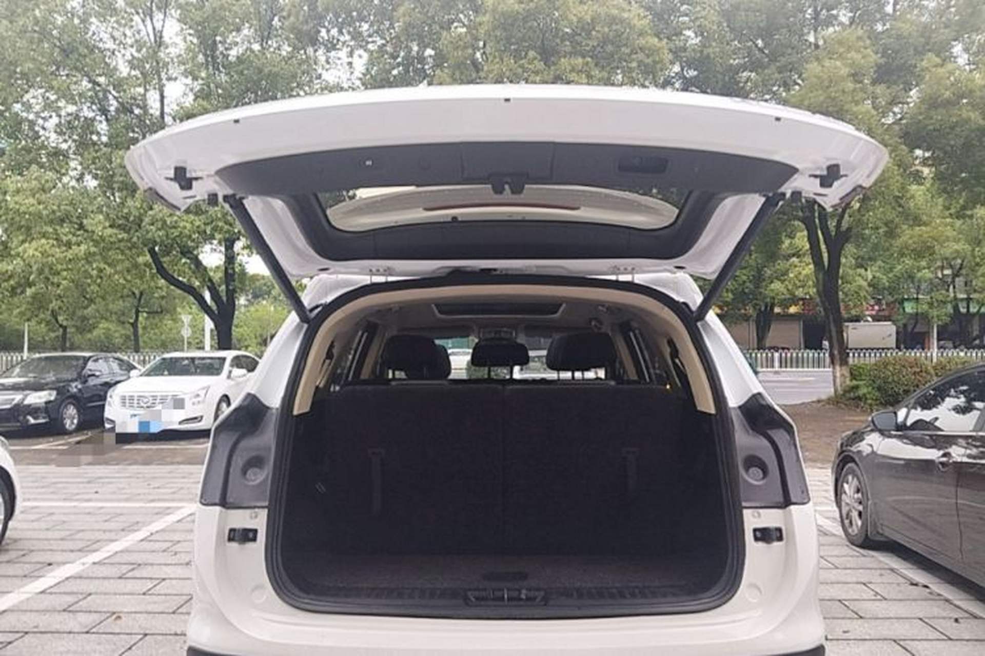 Used JETOUR X90 2019 1.5T Manual Smart Enjoyment 7-Seater China V Standard Trunk