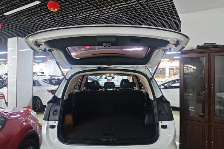 Used JETOUR X90 2019 1.5T Manual Enjoyment Version 5 Seats China V Emission Standard Trunk