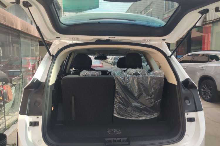 Used JETOUR X90 2019 1.6T DCT Smart Travel Edition 6 Seats China VI Standard Trunk