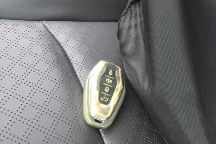 Used JETOUR X90 2019 1.6T DCT Smart Travel Version 7 Seats China VI Standard Vehicle Key
