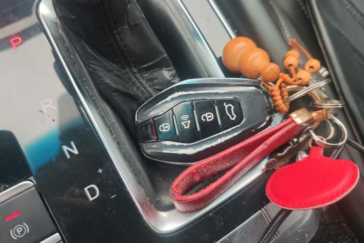 Used JETOUR X90 2019 1.6T DCT Luxury Touring Edition 5 Seats China VI Standard Vehicle Key