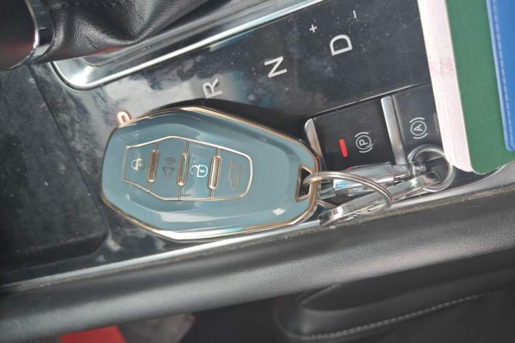 Used JETOUR X90 2019 1.6T DCT Luxury Touring Edition 5 Seats China VI Standard Vehicle Key