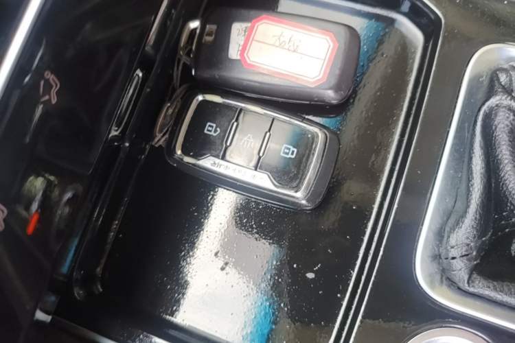 Used JETOUR X90 2019 1.5T Manual Smart Enjoyment Model 6 Seats China V Emission Standard Vehicle Key