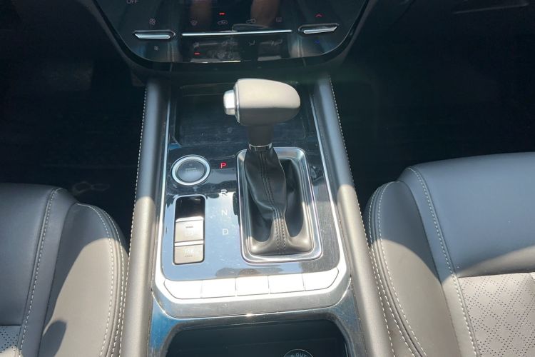 Used JETOUR X90 2019 1.6T DCT Luxury Touring Edition 7 Seats China VI Standard Gear Lever