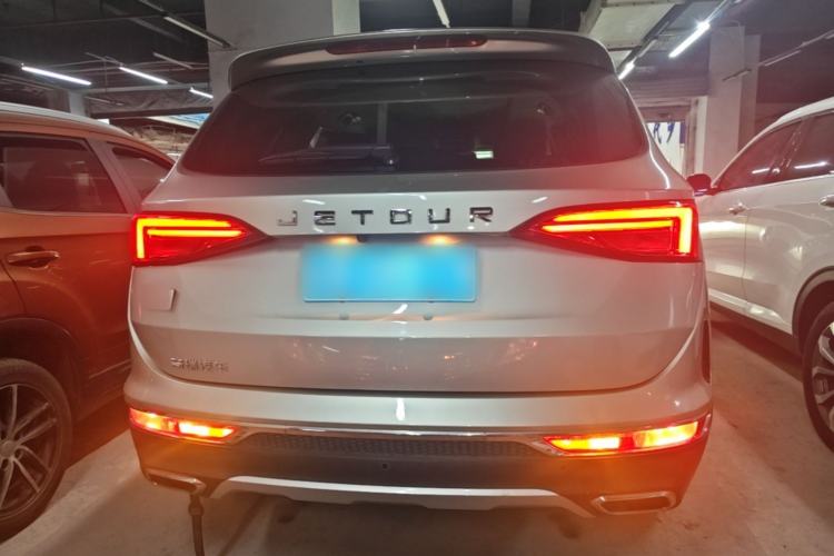 Used JETOUR X90 2019 1.6T DCT Luxury Touring Edition 5 Seats China VI Standard Rear