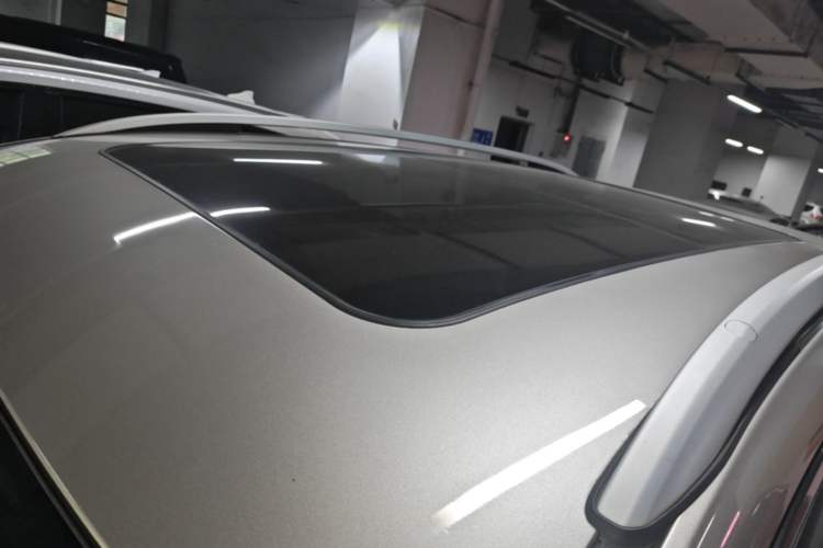 Used JETOUR X90 2019 1.6T DCT Luxury Touring Edition 5 Seats China VI Standard Roof