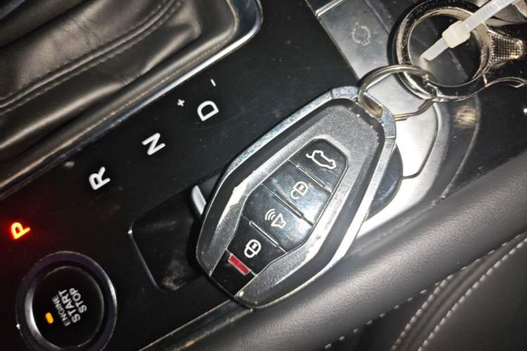Used JETOUR X90 2019 1.6T DCT Luxury Touring Edition 5 Seats China VI Standard Vehicle Key