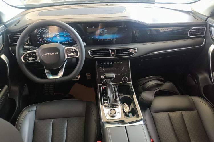 Used JETOUR X90 2020 1.6T DCT Shadow Luxury Edition 6-Seater Center Console