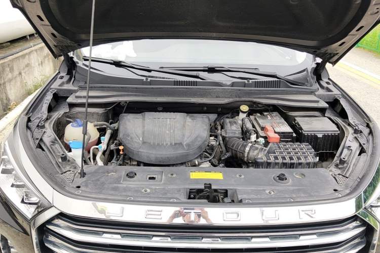 Used JETOUR X90 2020 1.6T DCT Shadow Edition 5 Seats Engine Bay