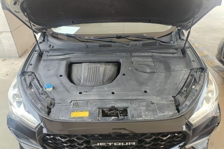 Used JETOUR X90 2020 1.6T DCT Shadow Luxury Edition 6-Seater Engine Bay