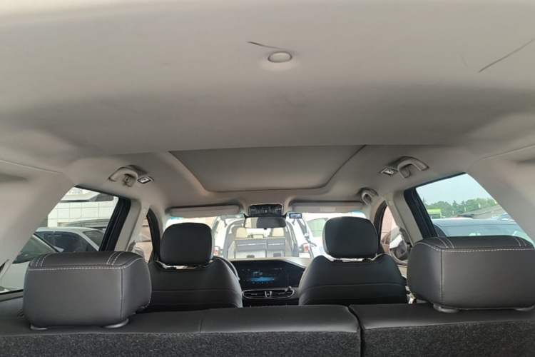 Used JETOUR X90 2020 1.6T DCT Shadow Luxury Edition 6-Seater Headliner