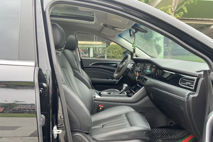 Used JETOUR X90 2020 1.6T DCT Shadow Edition 7-Seater Interior 10