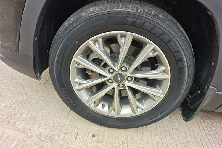 Used JETOUR X90 2020 1.5T DCT Shadow Wisdom Edition 7 Seats Left Front Wheel Hub