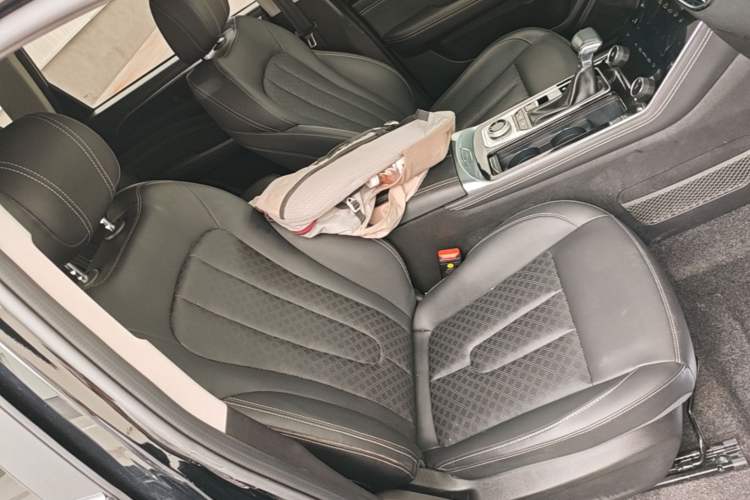 Used JETOUR X90 2020 1.6T DCT Shadow Edition 7-Seater Right Front Seat