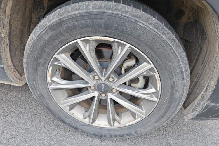 Used JETOUR X90 2020 1.5T Manual Shadow Fun Edition 5 Seats Right Front Wheel Hub