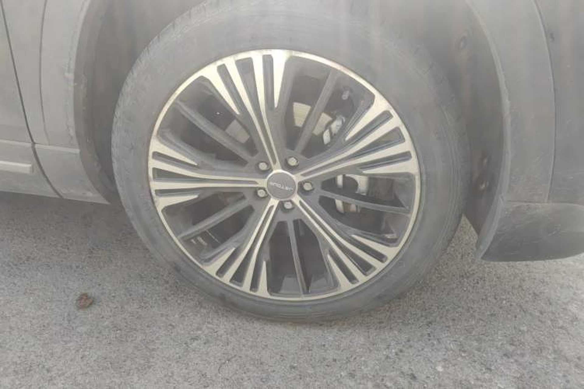 Used JETOUR X90 2020 1.6T DCT Shadow Edition 7-Seater Right Front Wheel Hub