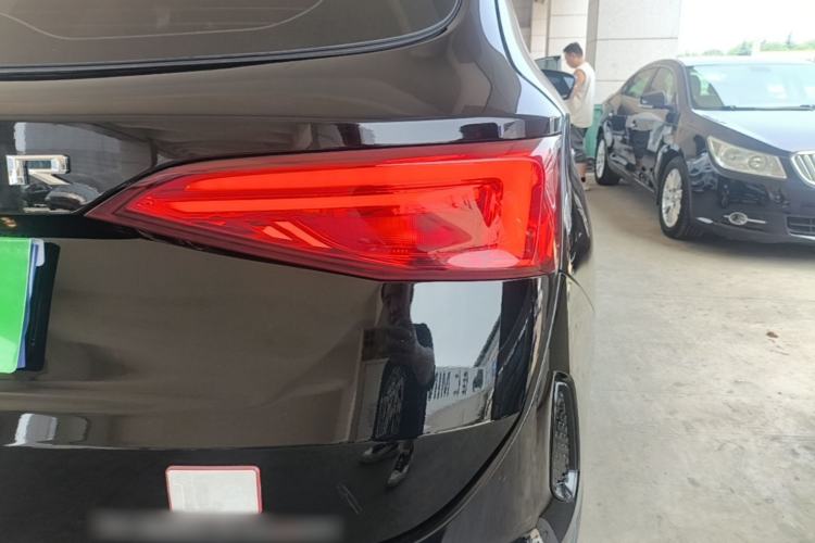Used JETOUR X90 2020 1.6T DCT Shadow Luxury Edition 6-Seater Right Rear Taillight