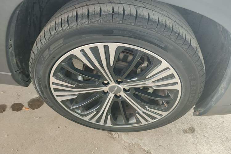 Used JETOUR X90 2020 1.6T DCT Shadow Luxury Edition 6-Seater Right Rear Wheel Hub