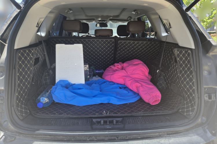 Used JETOUR X90 2020 1.6T DCT Shadow Edition 7-Seater Trunk