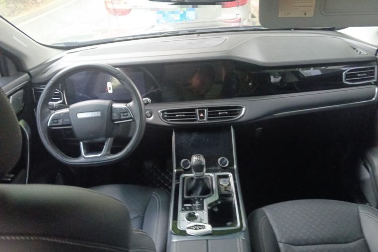 Used JETOUR X90 2020 1.5T Manual Shadow Fun Edition 5 Seats Center Console