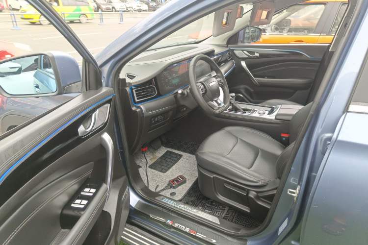 Used JETOUR X90 2020 1.5T DCT Shadow Wisdom Edition 7 Seats Driver Seat